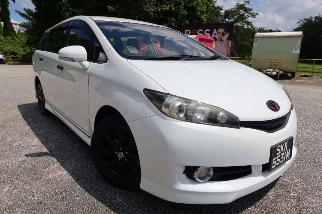 2013 Toyota Wish null Ref no. VIH00036
