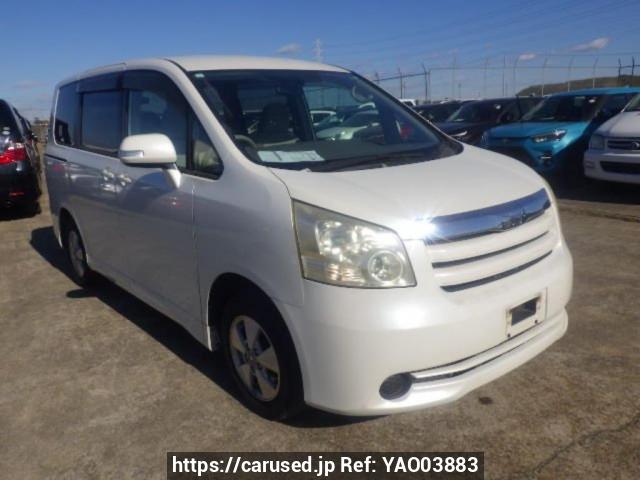 2009 Toyota Noah ZRR70G Ref no. YAO03883