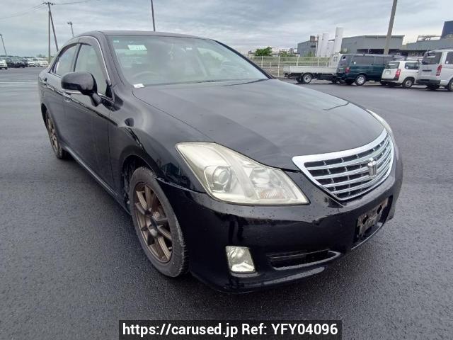 2009 Toyota Crown GRS200 Ref no. YFY04096