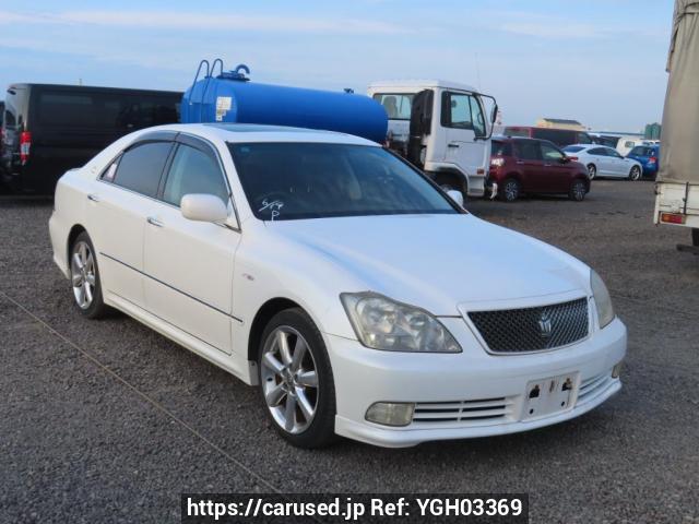 2005 Toyota Crown GRS182 Ref no. YGH03369